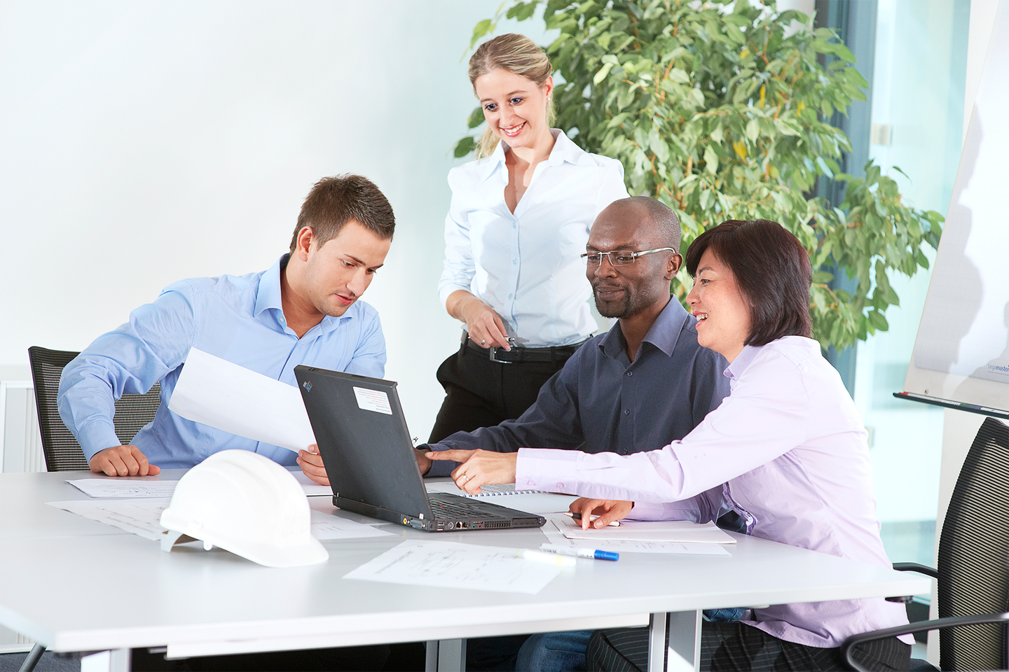 Product image for: Service agreements for your high voltage equipment