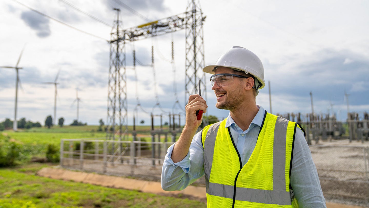 Grid Automation Services | Hitachi Energy