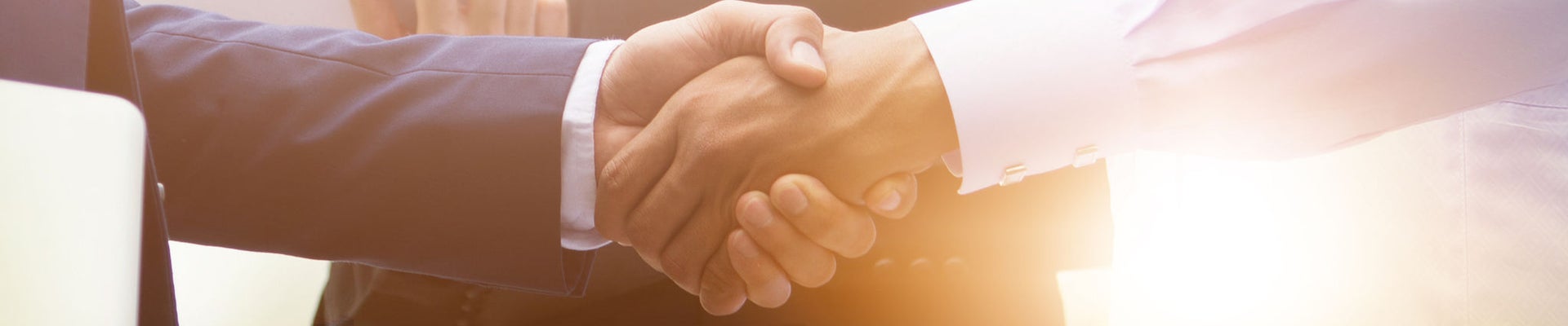 Team Teamwork, cooperation relations strengthen. Share ideas and participation. Progress towards the achievement of teamwork. Double exposure city background.