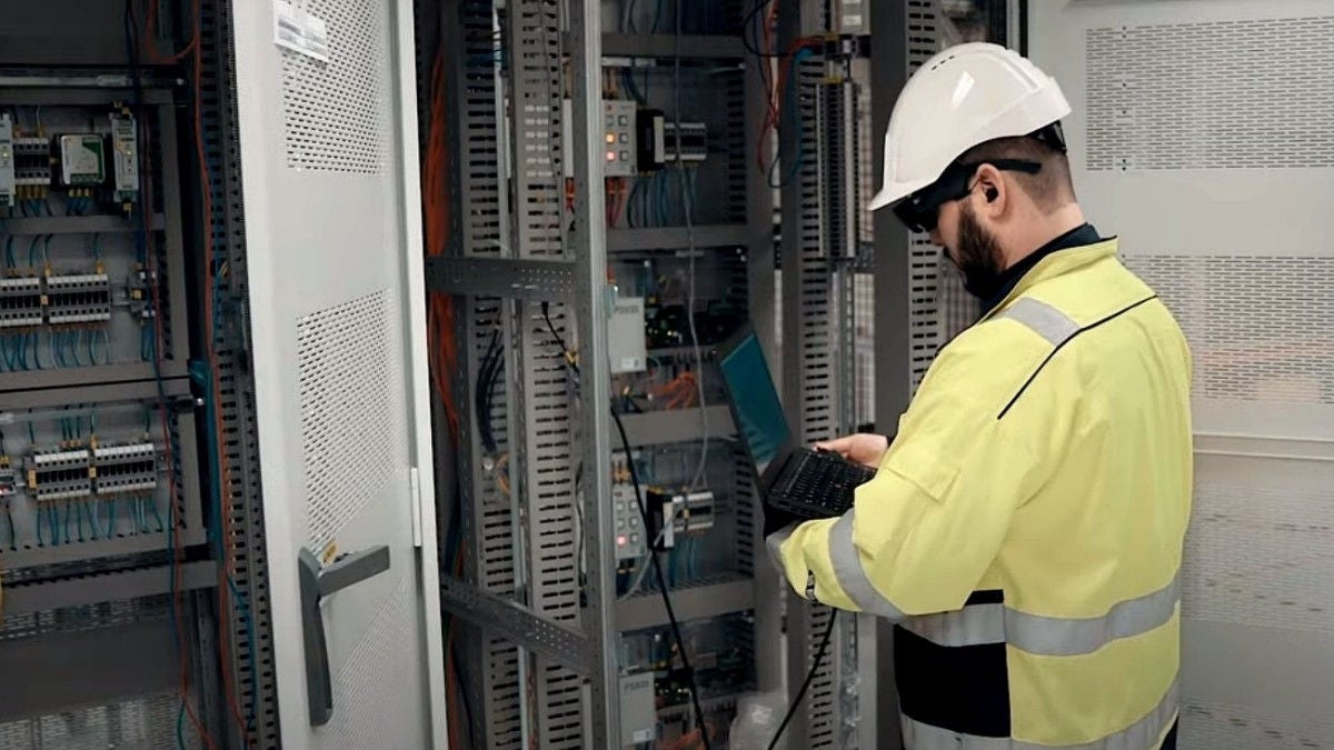 Advanced services for Power Grids