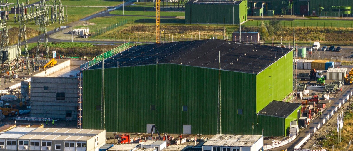 Das Richtfest der DolWin5 Konverterstation in Emden, aufgenommen am (05.08.22) 

Foto: Axel Schmidt/TenneT
www.axelschmidt.net

