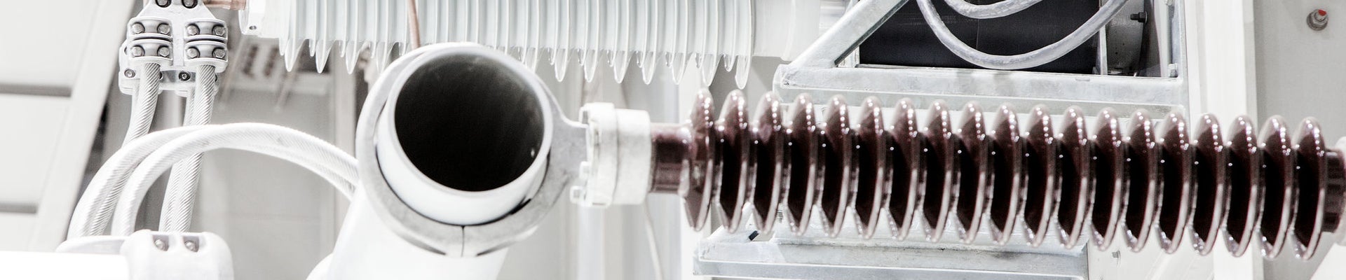 Wall bushings and current transformer